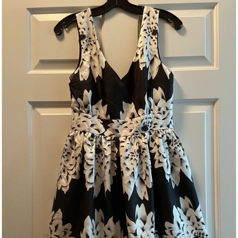 Black Floral Harper Dress
